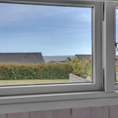 Nyaraló With Sauna, Hot Tub And Sea View *